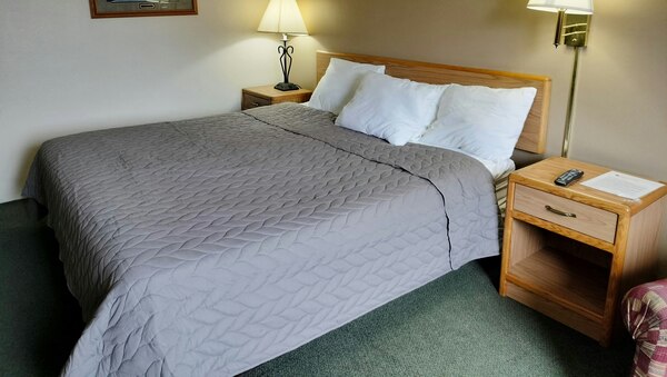 Double Queen Photo 1