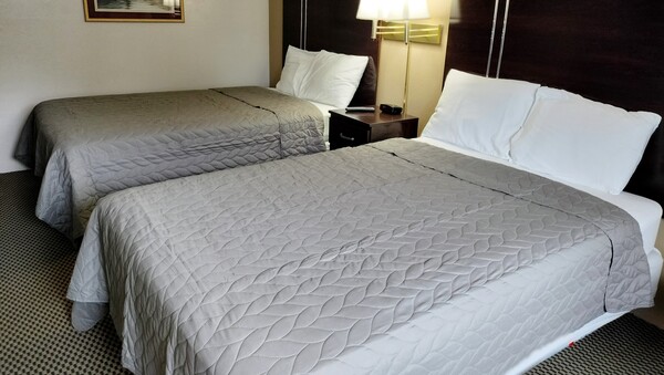 Double Full (2nd Floor) Photo 2