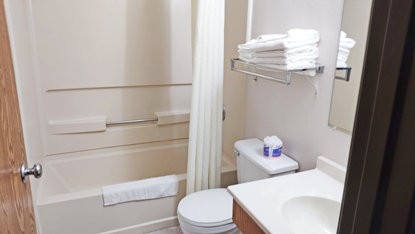 Single Queen Photo 4